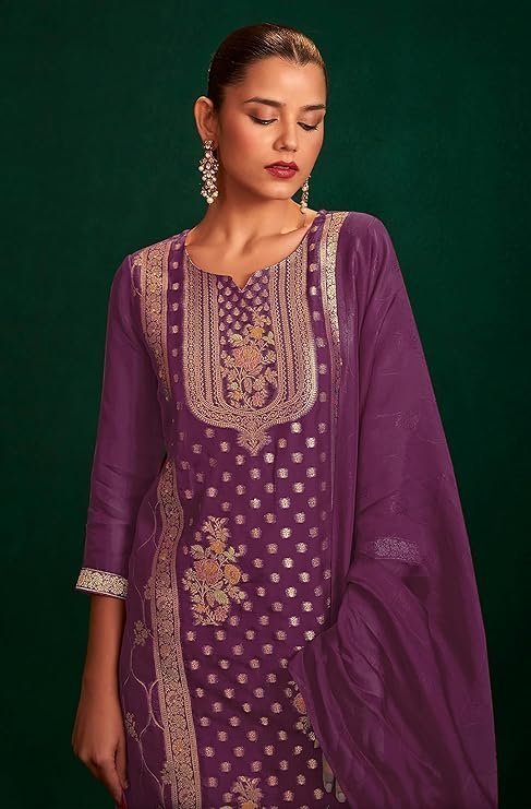 Janasya Women's Organza Jacquard Straight Kurta Set